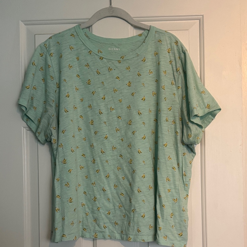 Old Navy Women’s Mint Banana Pattern Tee